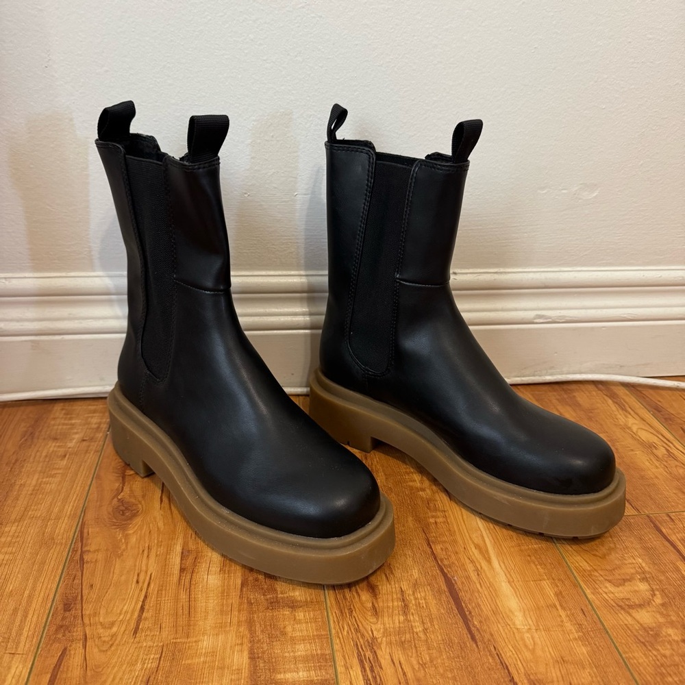 H&M rubber sole boots never worn